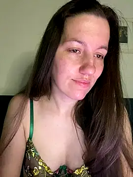 Snapshot of Nicole-Ray chatting on September 2025 04:45:02 AM Nicole-Ray online show from September 2025 04:45:02 AM