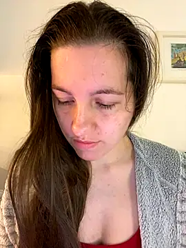 Snapshot of Nicole-Ray chatting on September 2025 09:33:01 AM Nicole-Ray online show from September 2025 09:33:01 AM