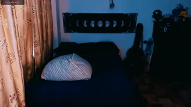 Marieblueeyes online show from October 2025 09:21:02 PM