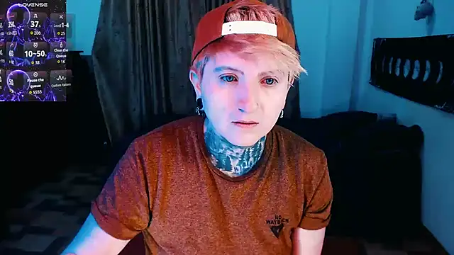 Marieblueeyes online show from November 2025 01:59:02 AM