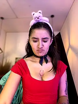 Snapshot of Perla_Campbell chatting on September 2025 02:09:02 PM Perla Campbell online show from September 2025 02:09:02 PM