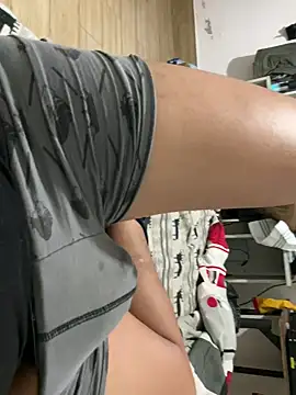 Snapshot of elvis0966 chatting on December 2024 02:04:01 PM elvis0966 online show from December 2024 02:04:01 PM