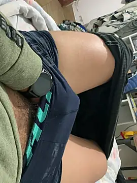 Snapshot of elvis0966 chatting on January 2025 04:50:01 PM elvis0966 online show from January 2025 04:50:01 PM