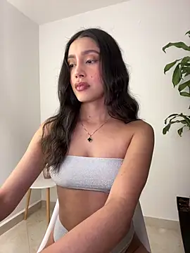 SelenaStone online show from November 2025 11:47:02 PM