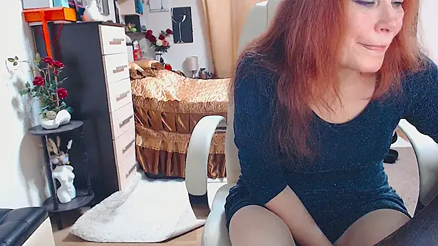 CrazyMomy online show from September 2025 07:57:02 AM