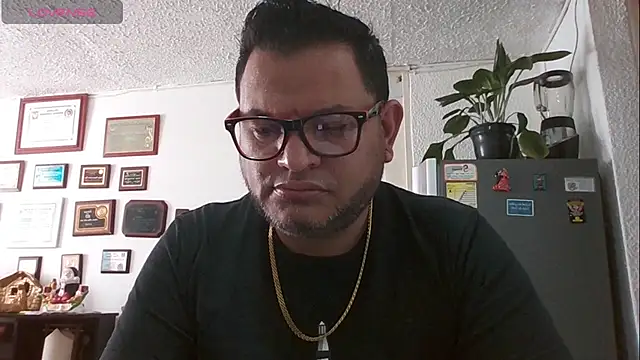 SexDiffrent online show from December 2025 05:40:02 PM