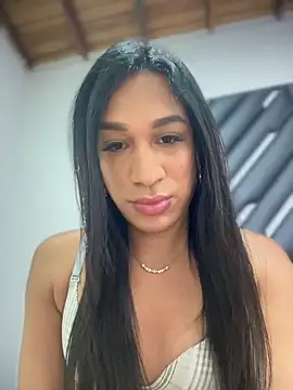 Snapshot of Ashly_Miller chatting on January 2025 10:24:01 PM Ashly Miller online show from January 2025 10:24:01 PM
