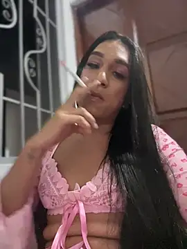 Snapshot of Ashly_Miller chatting on January 2025 12:31:02 AM Ashly Miller online show from January 2025 12:31:02 AM
