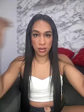Snapshot of Ashly_Miller chatting on January 2025 07:53:02 PM Ashly Miller online show from January 2025 07:53:02 PM