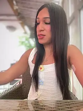 Snapshot of Ashly_Miller chatting on October 2025 08:04:01 PM Ashly Miller online show from October 2025 08:04:01 PM