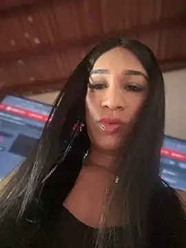 Snapshot of Ashly_Miller chatting on October 2025 07:58:02 PM Ashly Miller online show from October 2025 07:58:02 PM