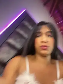 Ashly Miller online show from May 2026 08:17:02 PM