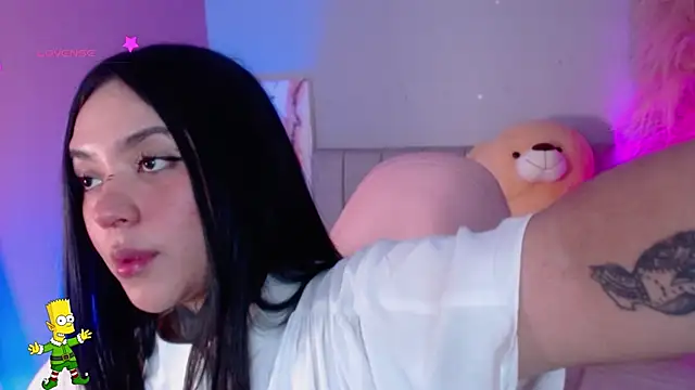 Snapshot of kim_blake chatting on December 2024 12:18:02 PM kim blake online show from December 2024 12:18:02 PM