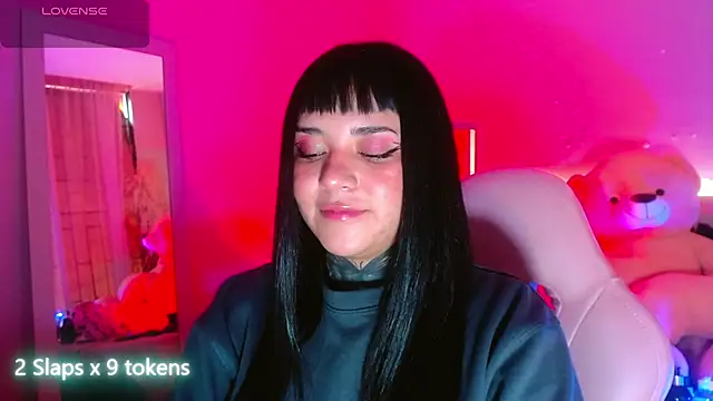 Snapshot of kim_blake chatting on February 2025 01:19:02 PM kim blake online show from February 2025 01:19:02 PM