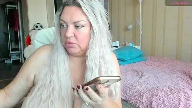 Snapshot of PamHardFuck chatting on October 2025 11:31:02 AM PamHardFuck online show from October 2025 11:31:02 AM