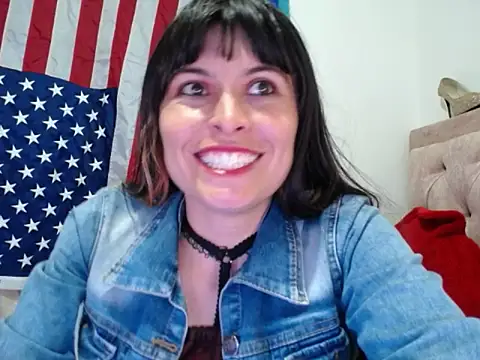 Snapshot of Alexandrasaenz chatting on June 2026 09:50:02 PM Alexandrasaenz online show from June 2026 09:50:02 PM