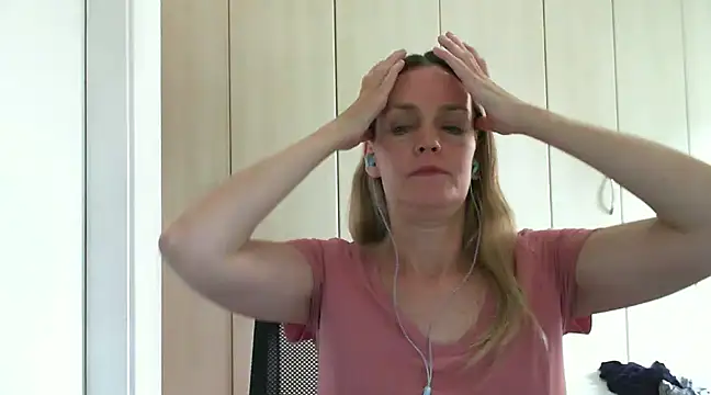 Annylove1 online show from February 2025 10:55:02 AM