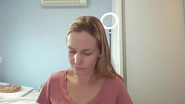 Snapshot of Annylove1 chatting on February 2026 10:13:02 AM Annylove1 online show from February 2026 10:13:02 AM