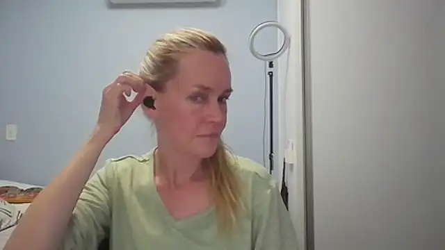 Snapshot of Annylove1 chatting on March 2026 12:14:01 AM Annylove1 online show from March 2026 12:14:01 AM