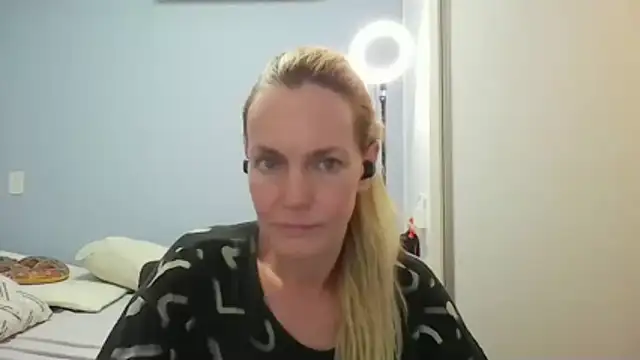 Snapshot of Annylove1 chatting on March 2026 10:57:01 PM Annylove1 online show from March 2026 10:57:01 PM