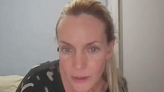 Snapshot of Annylove1 chatting on March 2026 12:15:02 AM Annylove1 online show from March 2026 12:15:02 AM