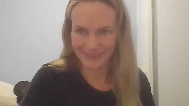 Annylove1 online show from June 2026 12:04:02 AM