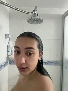 Hannahoff online show from November 2025 10:04:02 PM