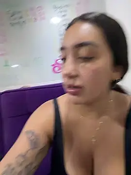 Hannahoff online show from May 2026 03:34:01 AM