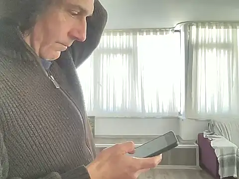 ALPHANDRE online show from February 2025 11:55:01 AM