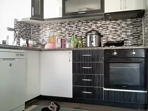 ALPHANDRE online show from November 2025 08:30:02 AM