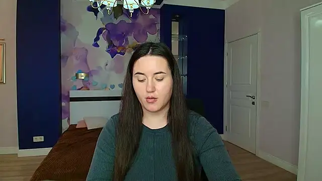 Snapshot of Roxie_Bradley chatting on December 2024 10:30:01 AM Roxie Bradley online show from December 2024 10:30:01 AM