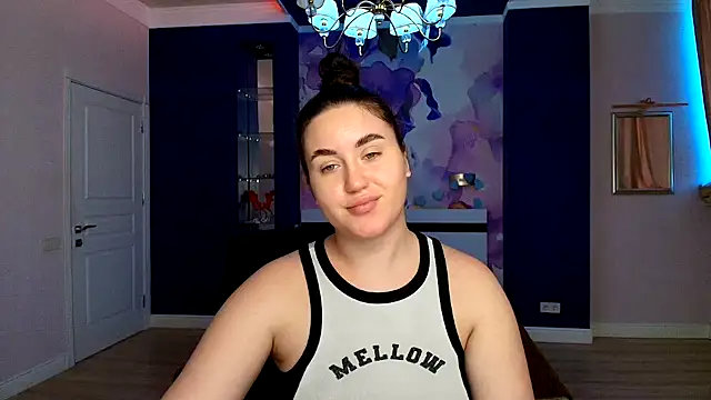 Snapshot of Roxie_Bradley chatting on January 2025 06:58:02 AM Roxie Bradley online show from January 2025 06:58:02 AM