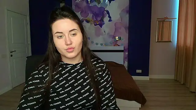 Snapshot of Roxie_Bradley chatting on January 2025 08:04:01 AM Roxie Bradley online show from January 2025 08:04:01 AM