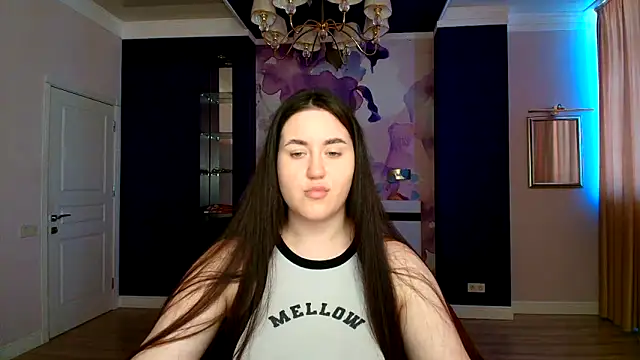 Snapshot of Roxie_Bradley chatting on March 2025 07:11:01 AM Roxie Bradley online show from March 2025 07:11:01 AM