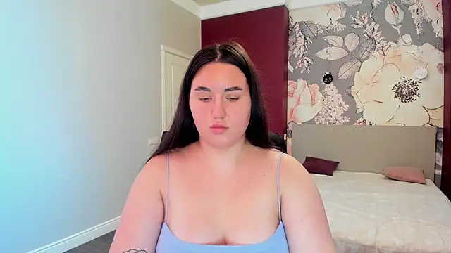 Roxie Bradley online show from November 2025 07:51:01 AM