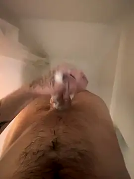 Snapshot of ThatTattooedGuy chatting on December 2025 04:40:01 AM ThatTattooedGuy online show from December 2025 04:40:01 AM