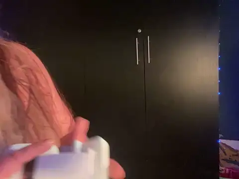 Im sophiie online show from January 2025 09:15:02 AM