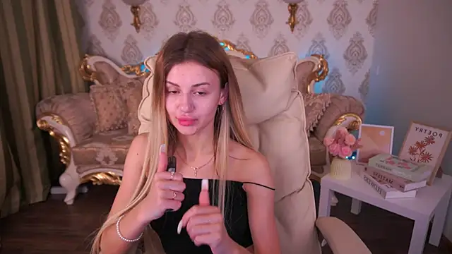 Lili Danger online show from December 2024 10:18:01 AM