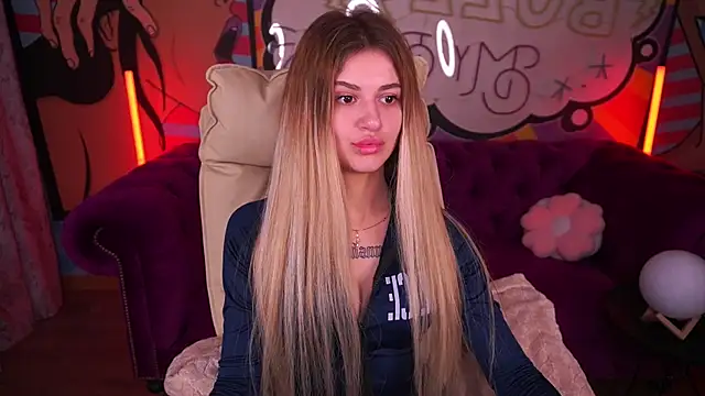 Lili Danger online show from December 2024 09:11:01 PM