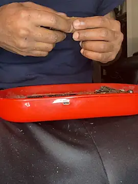 Snapshot of SlxmXBlxck chatting on December 2024 06:33:02 AM SlxmXBlxck online show from December 2024 06:33:02 AM