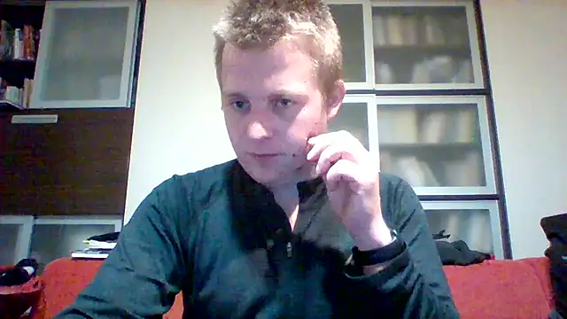 Snapshot of Matttthees chatting on December 2024 04:27:02 AM Matttthees online show from December 2024 04:27:02 AM