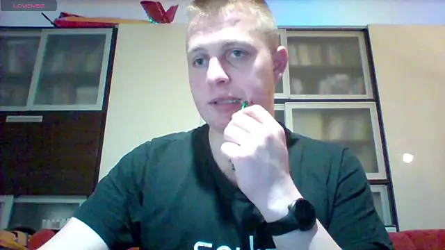 Snapshot of Matttthees chatting on January 2025 02:47:01 AM Matttthees online show from January 2025 02:47:01 AM