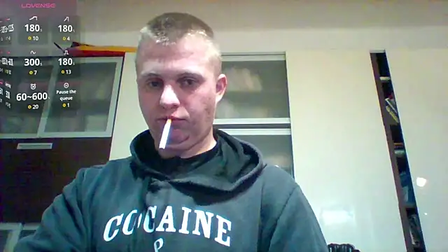 Snapshot of Matttthees chatting on January 2025 05:55:02 PM Matttthees online show from January 2025 05:55:02 PM
