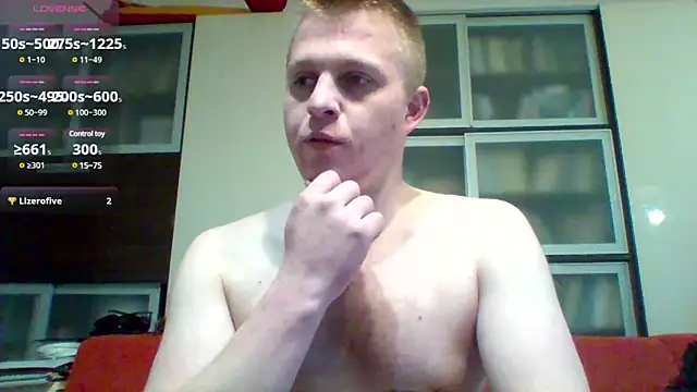 Snapshot of Matttthees chatting on February 2025 03:20:01 PM Matttthees online show from February 2025 03:20:01 PM