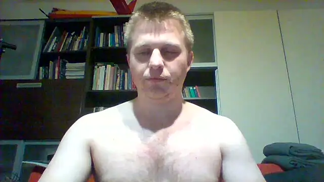 Snapshot of Matttthees chatting on February 2025 08:44:01 PM Matttthees online show from February 2025 08:44:01 PM