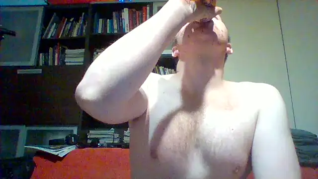 Snapshot of Matttthees chatting on February 2025 11:48:01 PM Matttthees online show from February 2025 11:48:01 PM