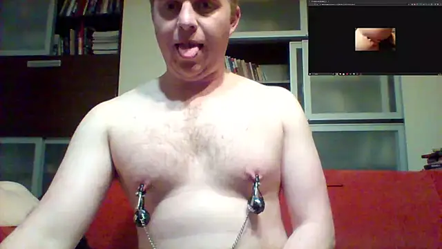 Snapshot of Matttthees chatting on March 2025 12:53:01 AM Matttthees online show from March 2025 12:53:01 AM