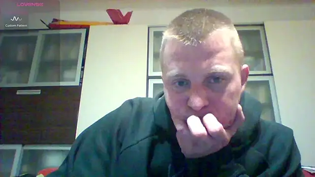 Snapshot of Matttthees chatting on March 2025 07:37:02 PM Matttthees online show from March 2025 07:37:02 PM