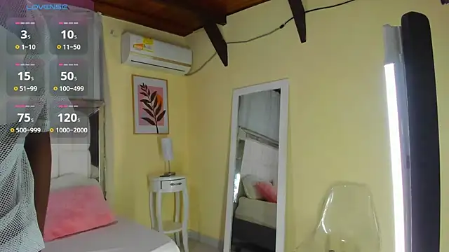 AlmaSean online show from February 2025 07:46:01 PM