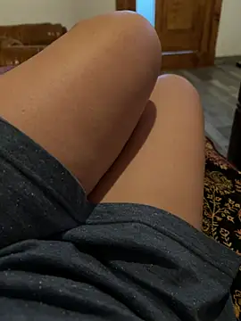 Snapshot of sweetmystery1 chatting on February 2025 06:26:02 PM sweetmystery1 online show from February 2025 06:26:02 PM